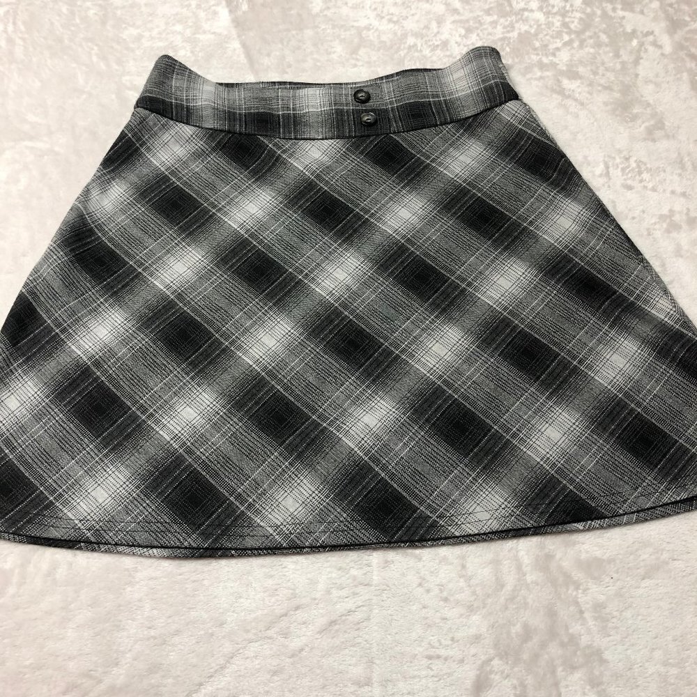NWOT Reitmans Black & White Midi Skirt 10P